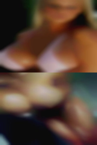 Do swingers wife wants to go eat pussy.